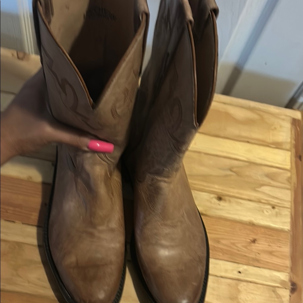 Lucchese Tan Cowboy Boots